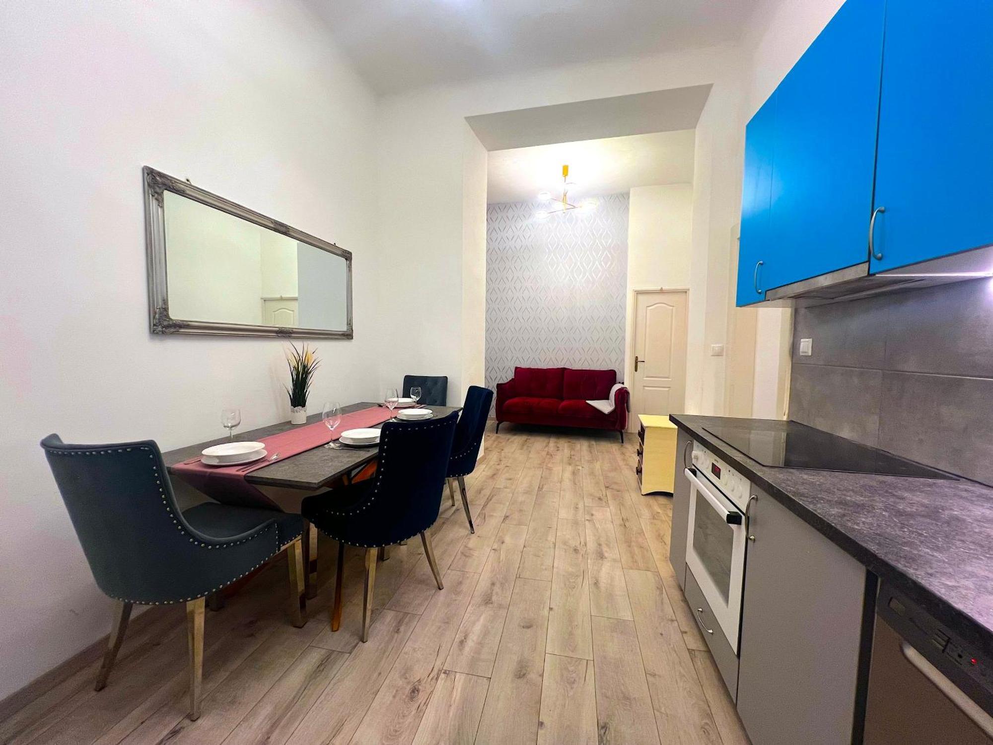 T22 By Shb Budapest