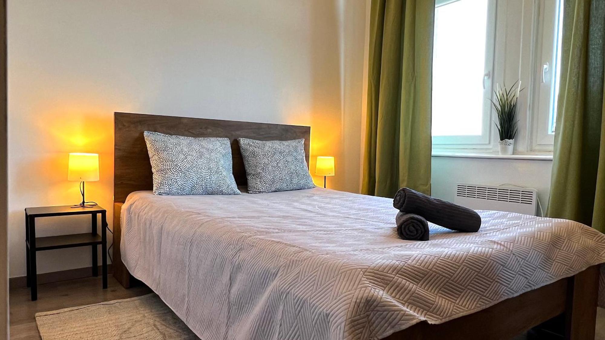Apartament T22 By Shb